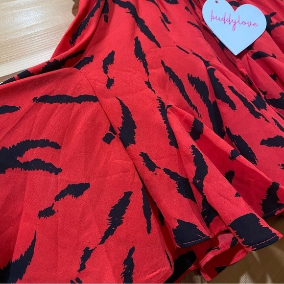 NWT‎ BUDDY LOVE Red and Black Women's Skirt Sz s - Picture 2 of 12